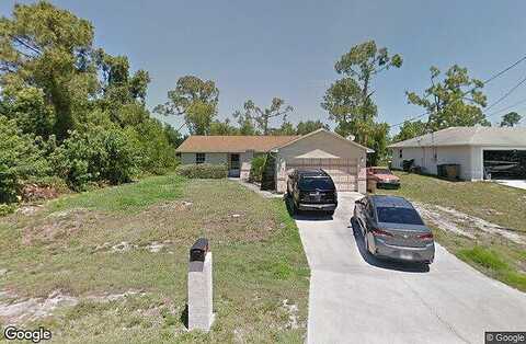 6Th, LEHIGH ACRES, FL 33971