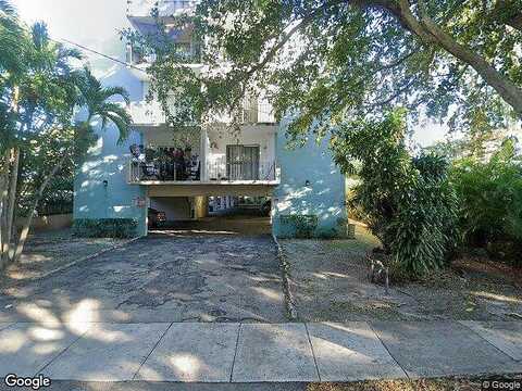 121St, NORTH MIAMI, FL 33161