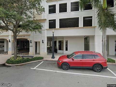 Salzedo, CORAL GABLES, FL 33146