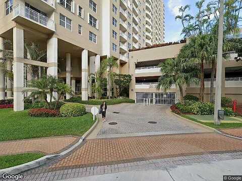 Claughton Island Dr Ph 21, Miami, FL 33131