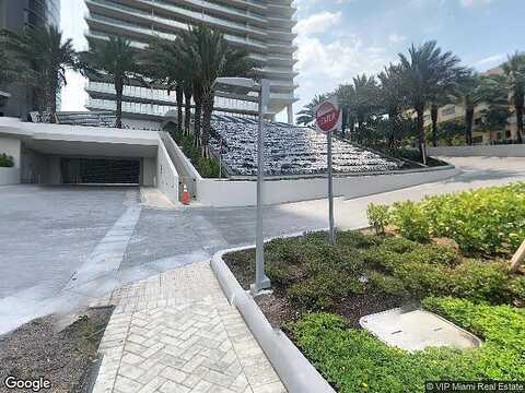 Collins, SUNNY ISLES BEACH, FL 33160