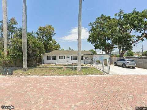 108Th, NAPLES, FL 34108