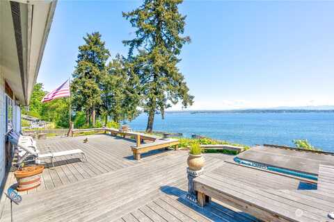 Saratoga Drive, Island View, WA 98206