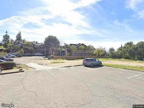 Oaks Drive, Alpine, CA 91901