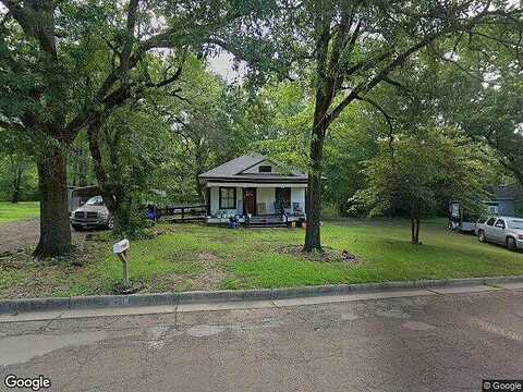 S Montgomery St, Gilmer, TX 75644