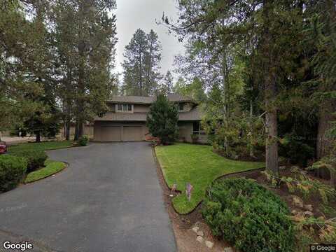 Bunker Ln # 2, Sunriver, OR 97707