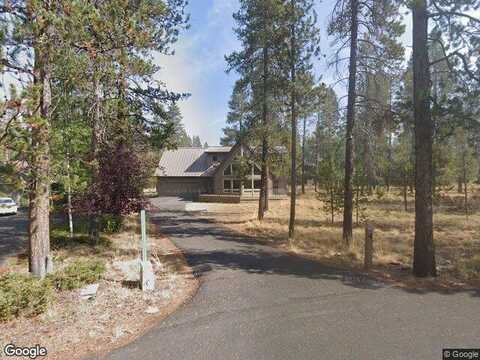 Umpqua Ln # 4, Sunriver, OR 97707