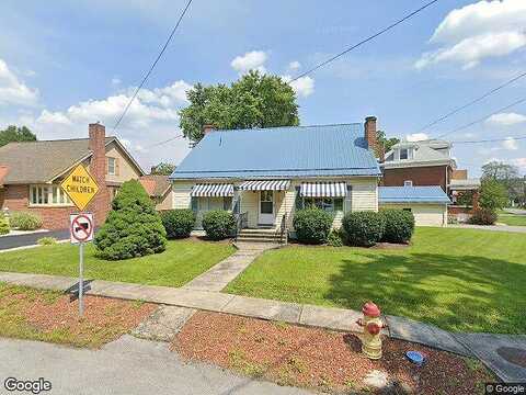 Grandview Ave, Altoona, PA 16601