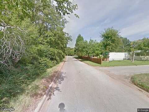 Walnut St, Diboll, TX 75941