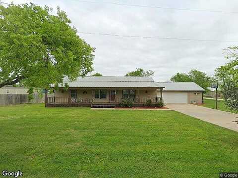 S 2Nd St, Normangee, TX 77871