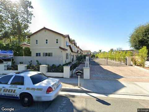 Valley St, Newhall, CA 91321