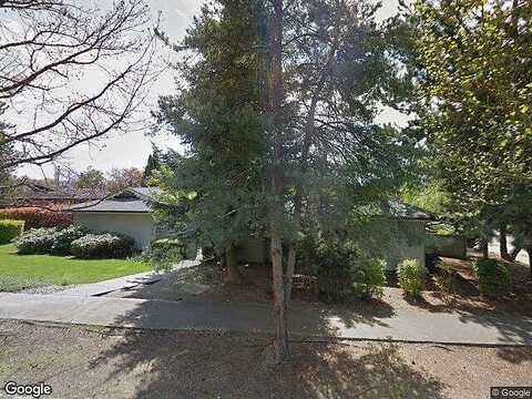 Country Club Dr # N, Medford, OR 97504