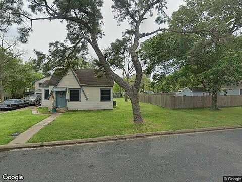 Pecan St, El Campo, TX 77437