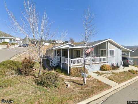 White Pine Dr Spc 29, Tehachapi, CA 93561