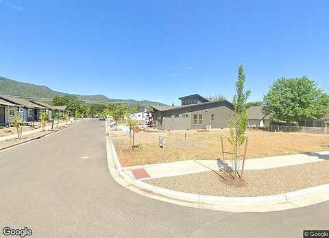 Hagen Way Lot 9, Ashland, OR 97520