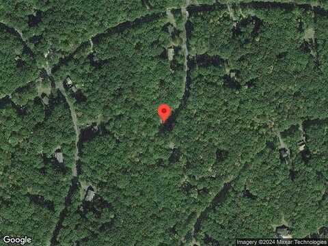 Forest Ct, Hawley, PA 18428