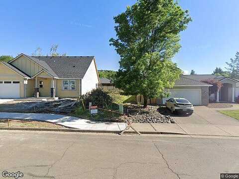 Stonegate Dr # 466, Eagle Point, OR 97524