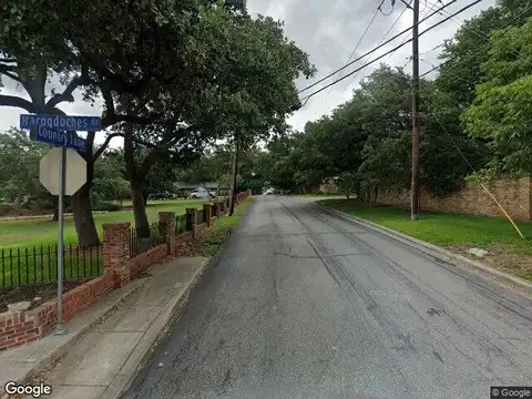 Country Ln # 3829, San Antonio, TX 78209