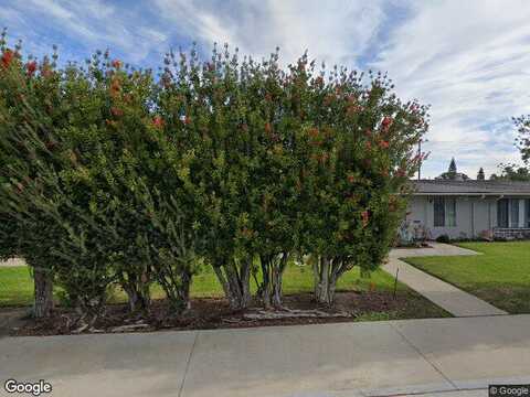 Scioto Rd Apt 227H, Seal Beach, CA 90740