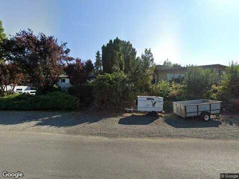 Nw Crescent Ave, Sunnyside, WA 98944