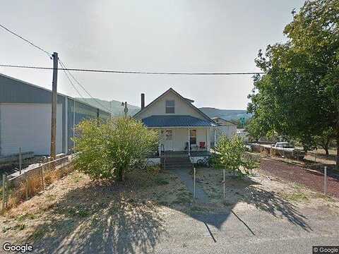 Klickitat St, Lyle, WA 98635