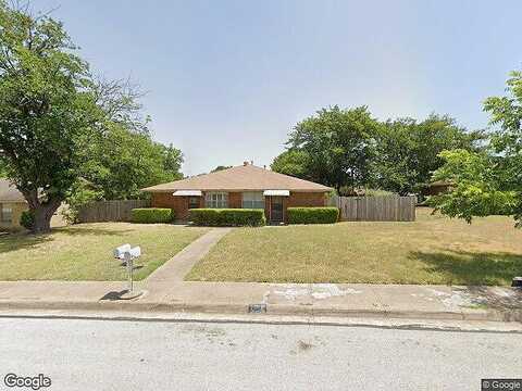 Valleyglen Dr # 108&110, Desoto, TX 75115