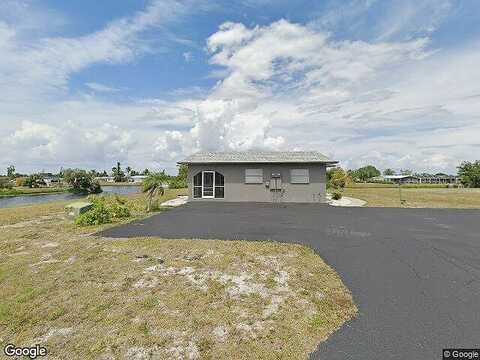 Boundary Blvd Apt A, Rotonda West, FL 33947