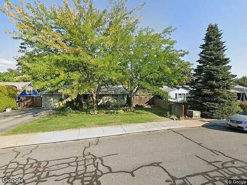 Finch Ln # C3, Wenatchee, WA 98801