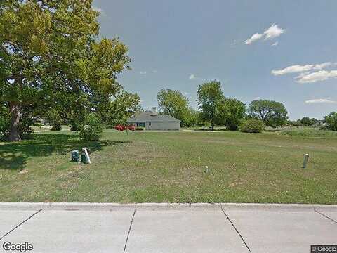 Brooks St, Terrell, TX 75160