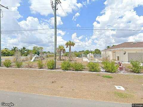 Ne 5Th Pl, Cape Coral, FL 33909