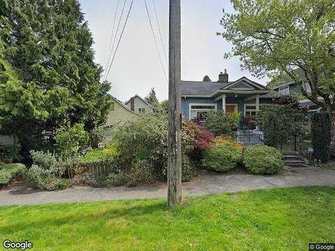 Kirkwood Pl N # 18, Seattle, WA 98103