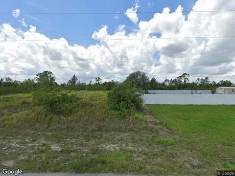 Mercedes Ct, Lehigh Acres, FL 33972