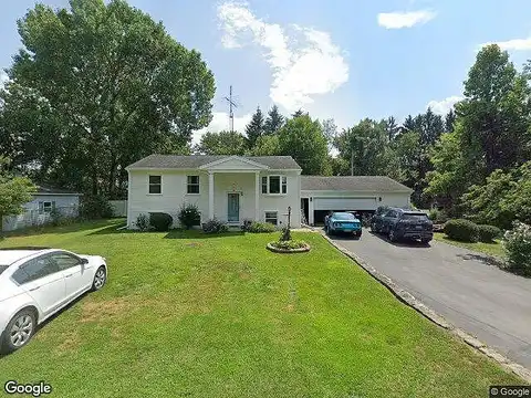 Delmar Dr, Greenville, PA 16125