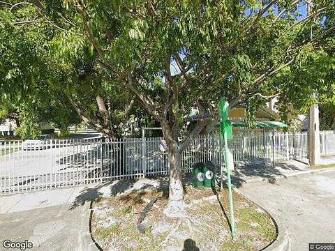 Nw 19Th Ln, Miami, FL 33136