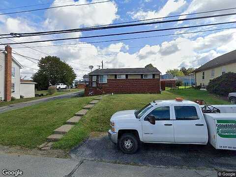 Thorn St, Apollo, PA 15613