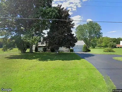 Seneca Rd, Sharpsville, PA 16150