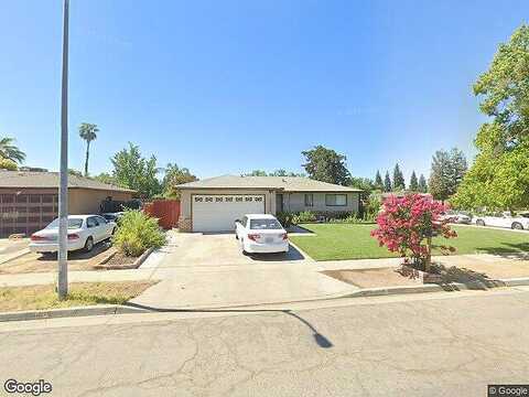 W Ashcroft Ave, Fresno, CA 93722