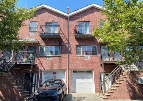 29Th, BROOKLYN, NY 11226