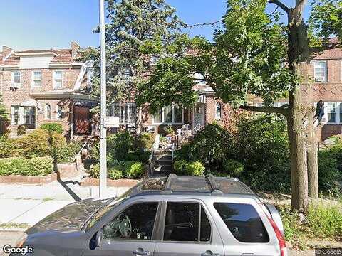 Willoughby, RIDGEWOOD, NY 11385