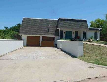 74Th, LAWTON, OK 73505