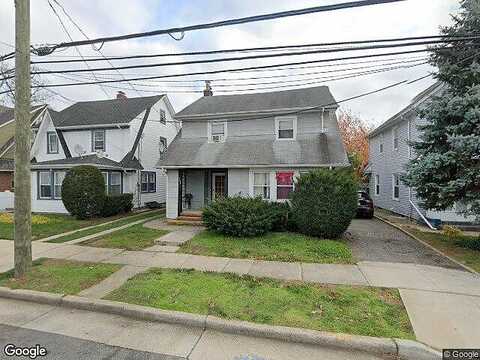 Brown, HEMPSTEAD, NY 11550