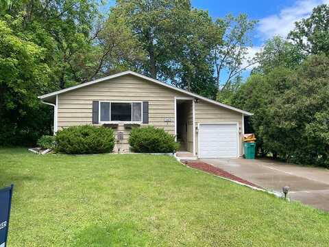 Livingston, WAYZATA, MN 55391