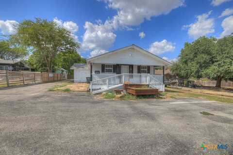 816 W County Line Road, New Braunfels, TX 78130