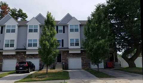 Oak, NORRISTOWN, PA 19401