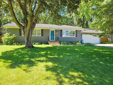 Belvoir, MINNETONKA, MN 55345