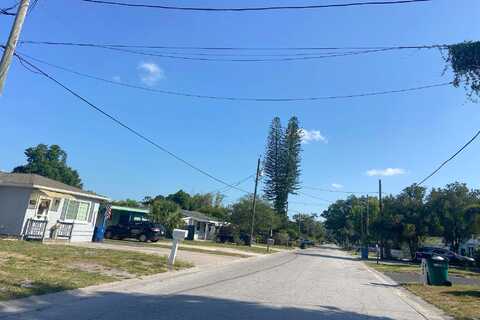 59Th, SAINT PETERSBURG, FL 33709