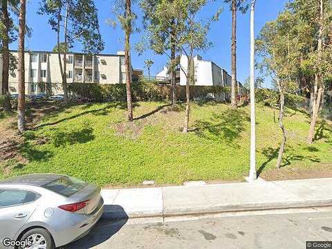 Parkway, LA MESA, CA 91942