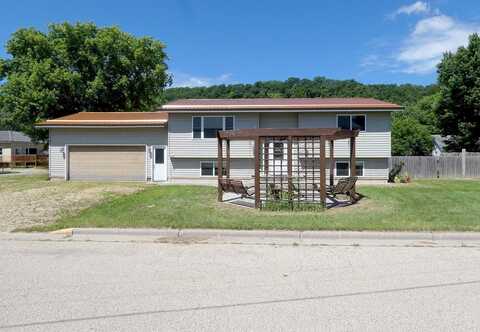 Elizabeth, READSTOWN, WI 54652