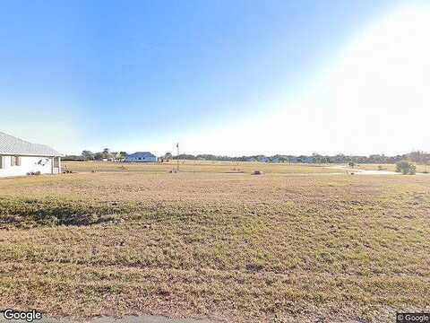 Sanders Grove, OKAHUMPKA, FL 34762