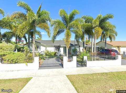 305Th, HOMESTEAD, FL 33033